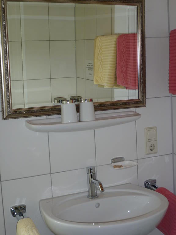 Gesundheitshotel Haus Sonnenstein Salem  Bagian luar foto
